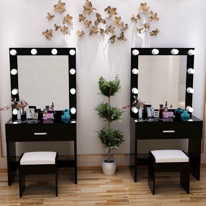 Bàn trang điểm TD04